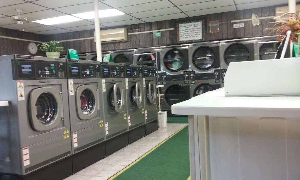 Raritan Laundromat | 4 Thompson St, Raritan, NJ 08869, USA | Phone: (908) 685-9205
