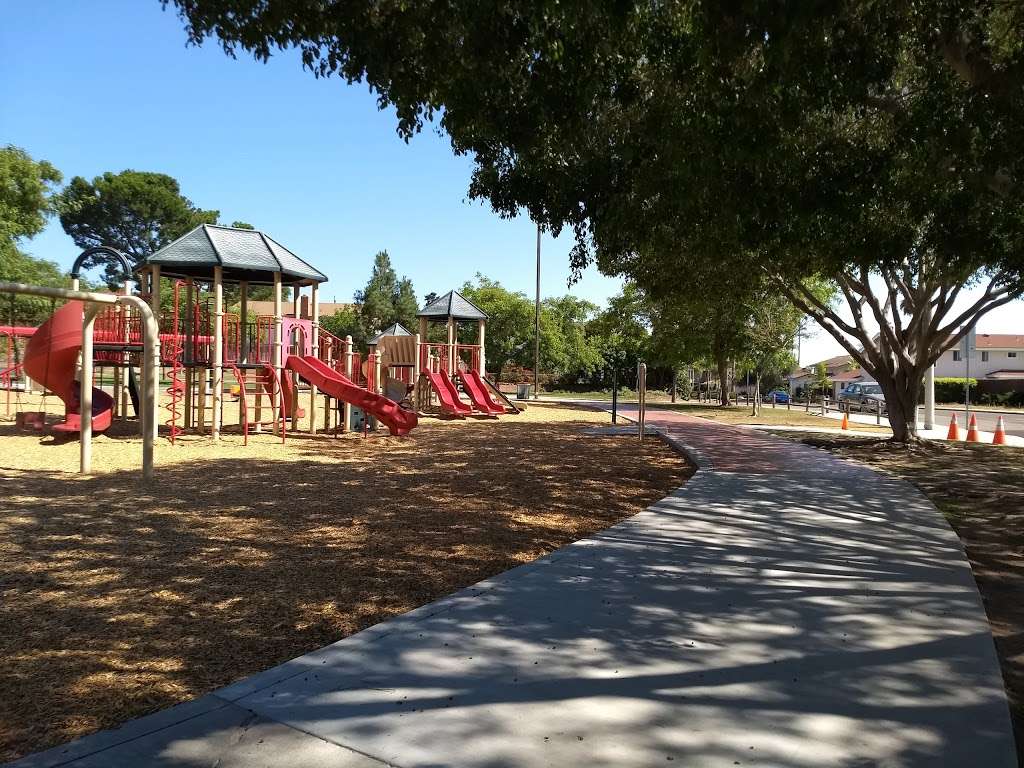 Princess Del Cerro Park | 6195 Wenrich Dr, San Diego, CA 92120, USA | Phone: (619) 235-1129