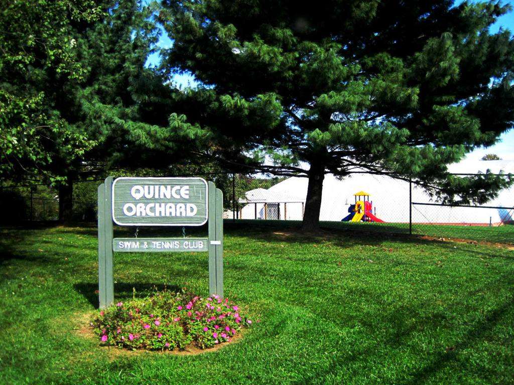 Quince Orchard Swim and Tennis Club | 16601 Roundabout Dr, Gaithersburg, MD 20878, USA | Phone: (301) 948-3116