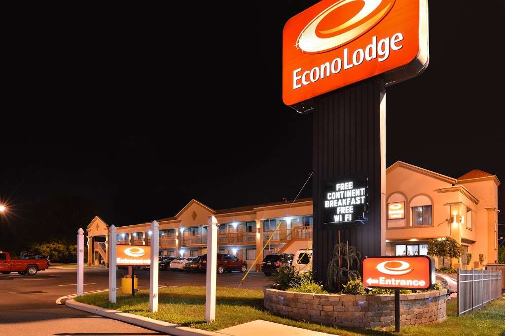 Econo Lodge Bellmawr New Jersey | 301 S Black Horse Pike, Bellmawr, NJ 08031, USA | Phone: (856) 931-2800