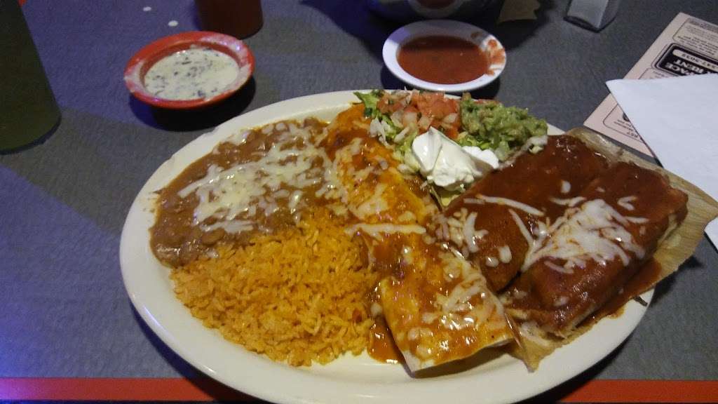 El Dorado Mexican Restaurant | 404 W Pine St, Raymore, MO 64083, USA | Phone: (816) 388-3834