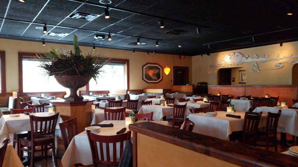 Bonefish Grill | 10056 E Independence Blvd, Matthews, NC 28105, USA | Phone: (704) 845-8001