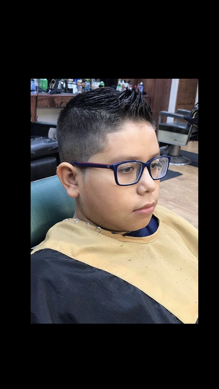 Latin Touch Barber Shop | 127 S Washington Ave, Bergenfield, NJ 07621, USA | Phone: (201) 374-1979