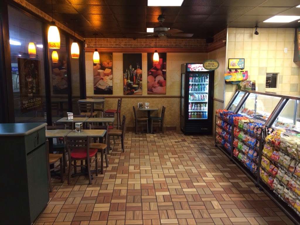 Subway Restaurants | 3801 Warner Ave Unit D, Huntington Beach, CA 92649 | Phone: (562) 592-4545