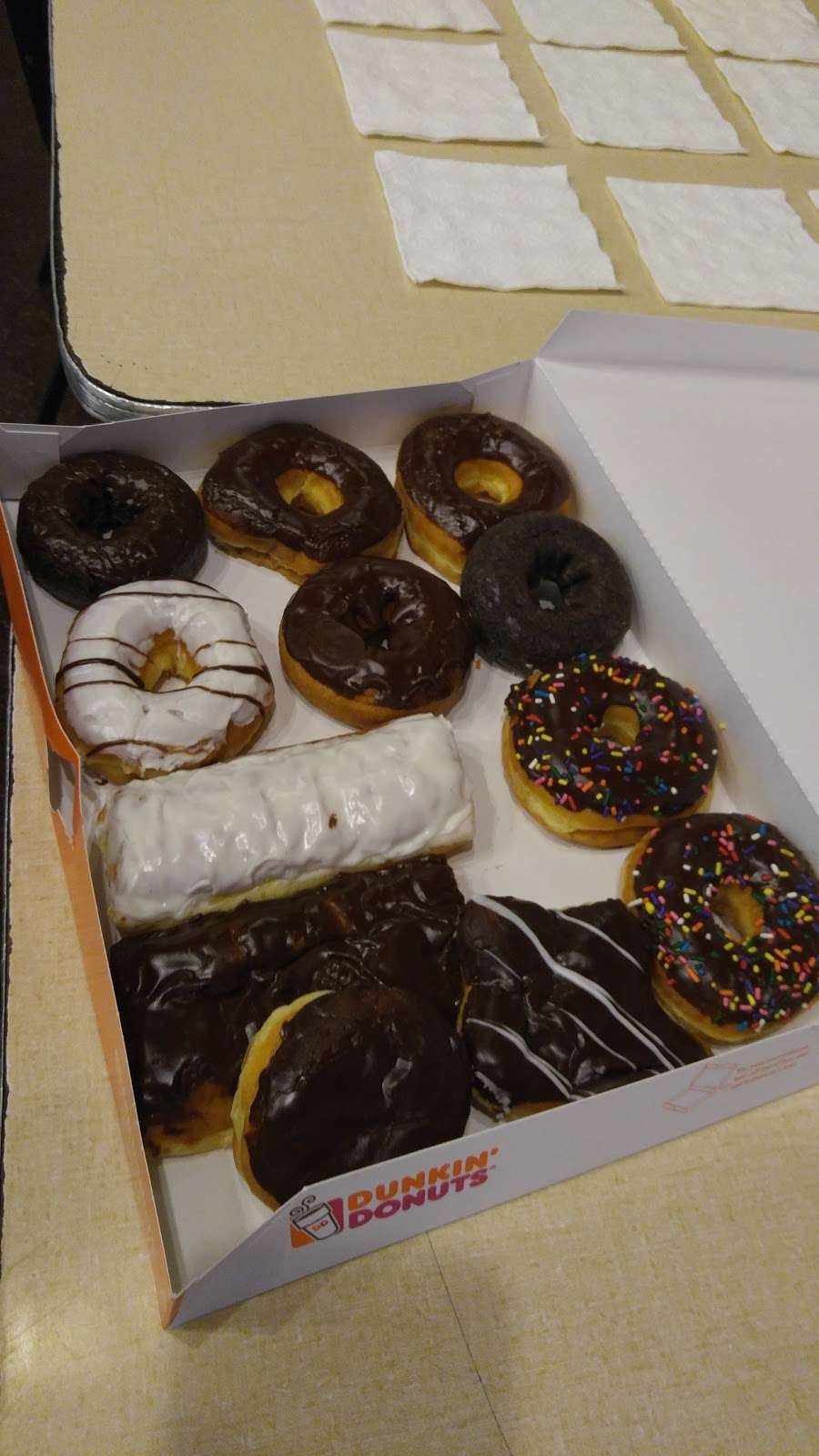 Dunkin Donuts | 1465 W 95th St, Chicago, IL 60643 | Phone: (773) 941-8586