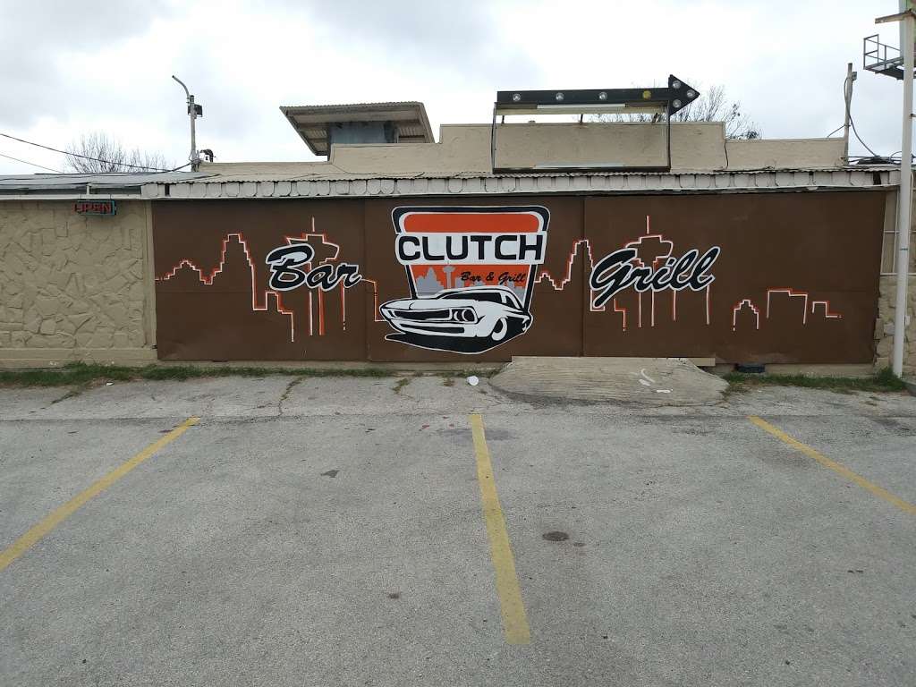 Clutch Bar And Grill | 2603 Rigsby Ave, San Antonio, TX 78222, USA | Phone: (210) 909-2993