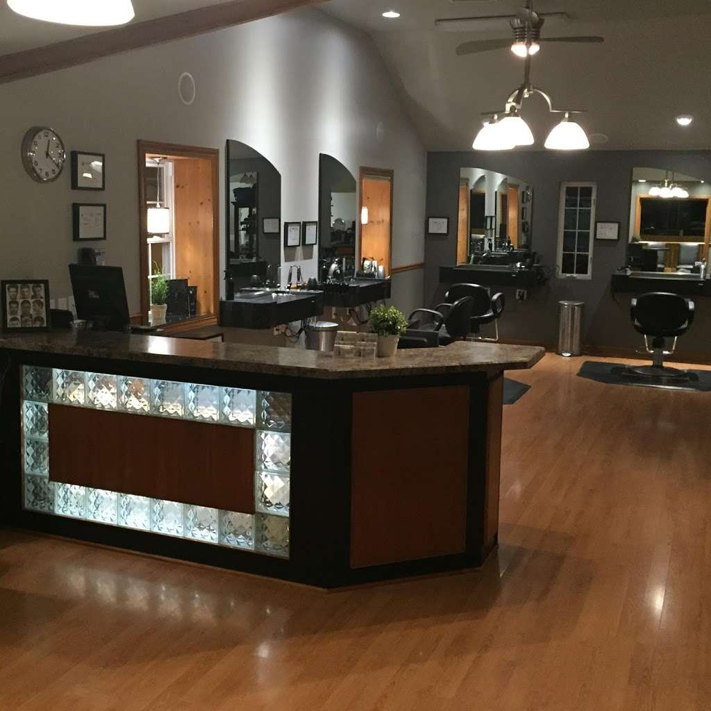 Classy Cuts Salon | 1001 E Commercial Ave, Lowell, IN 46356, USA | Phone: (219) 696-2887