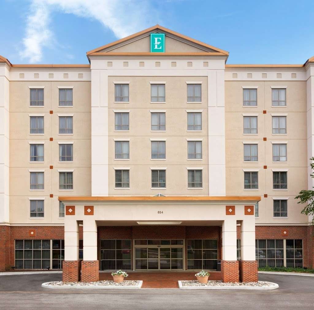 Embassy Suites by Hilton Newark Wilmington South | 654 S College Ave, Newark, DE 19713, USA | Phone: (302) 368-8000