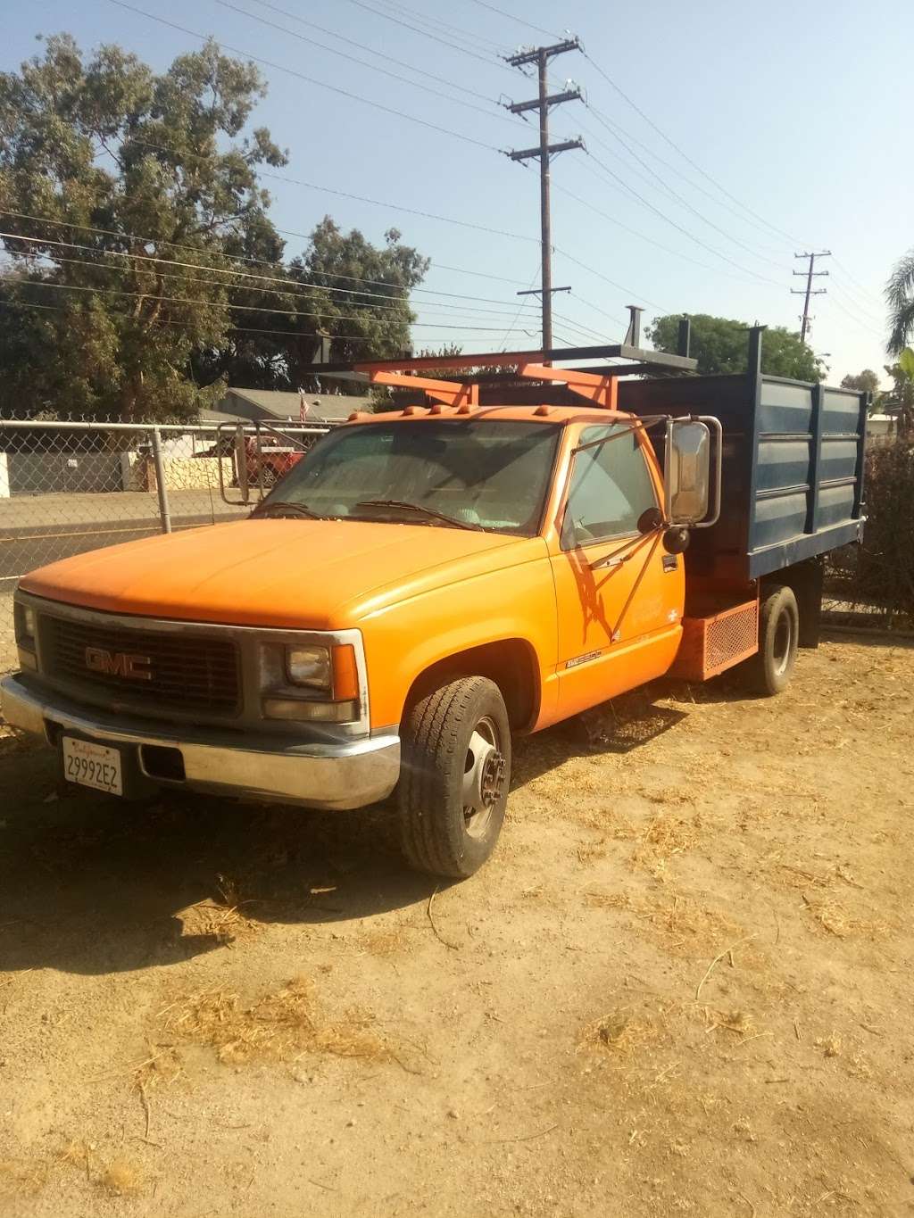 Little Truck Sales | 11311 Cedar Ave, Bloomington, CA 92316 | Phone: (909) 877-0741