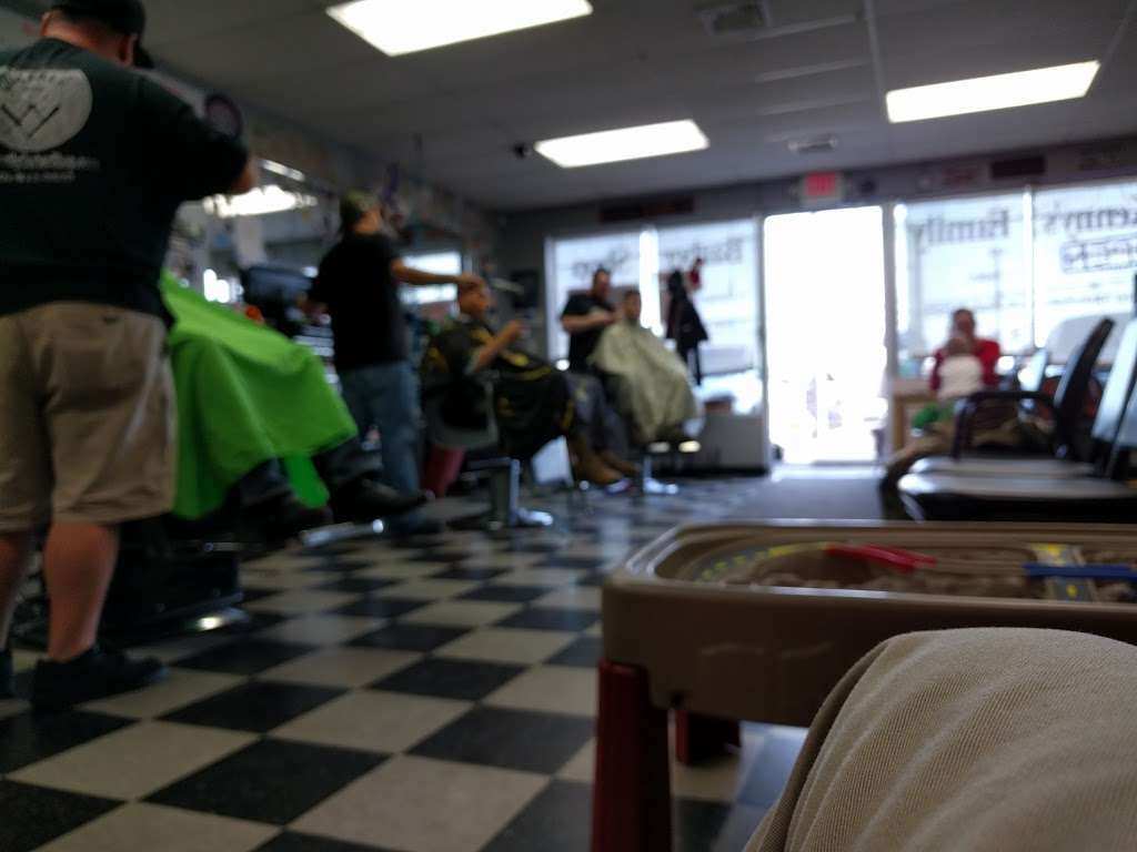 Kens Family Barber Shop | 35 Wrightstown Cookstown Rd, Cookstown, NJ 08511, USA | Phone: (609) 672-0670