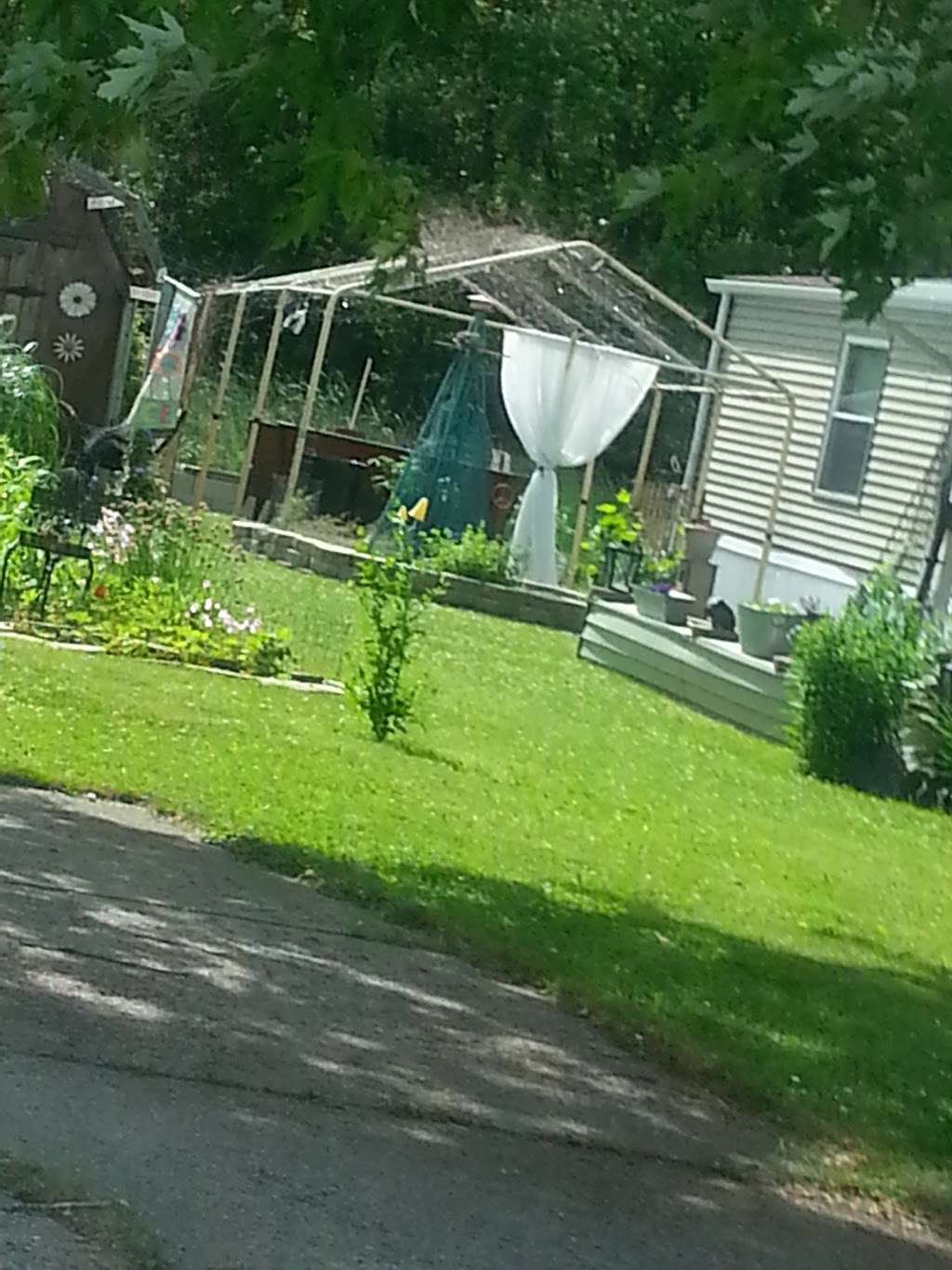 Forest Oaks Manufactured Housing Community | 1 Canterbury Cir, Chesterton, IN 46304, USA | Phone: (219) 926-5867