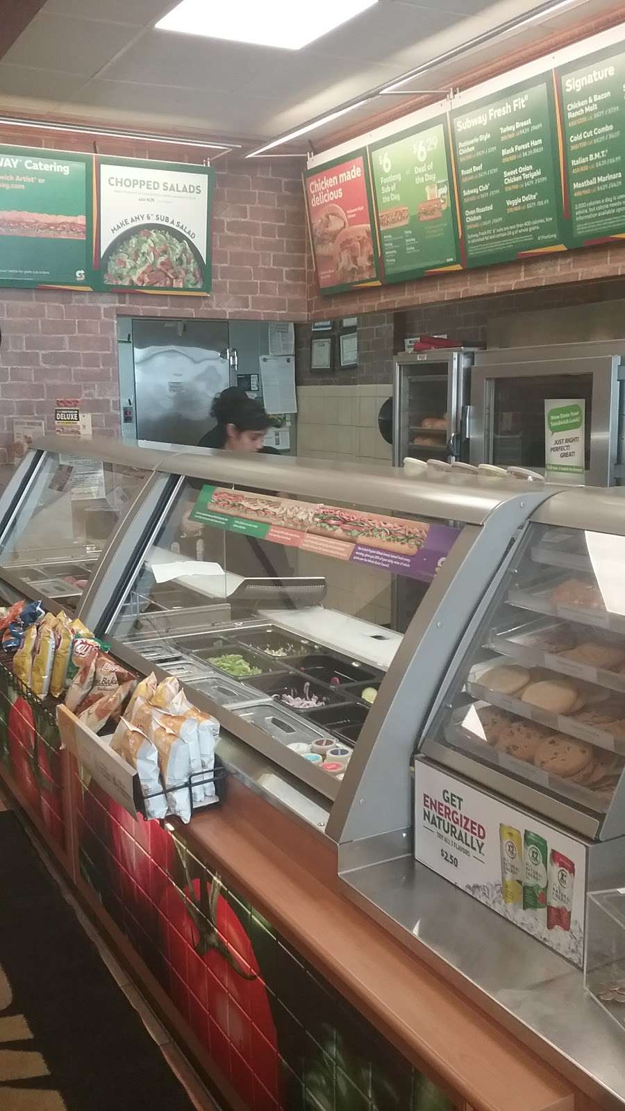 Subway Restaurants | 197 Army Trail Rd, Glendale Heights, IL 60139, USA | Phone: (630) 894-4567