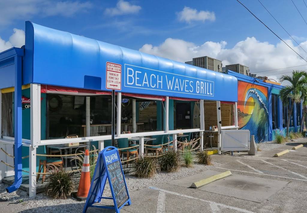 Beach Waves Grill | 2300 Gulf Blvd, Indian Rocks Beach, FL 33785, USA | Phone: (727) 593-3663