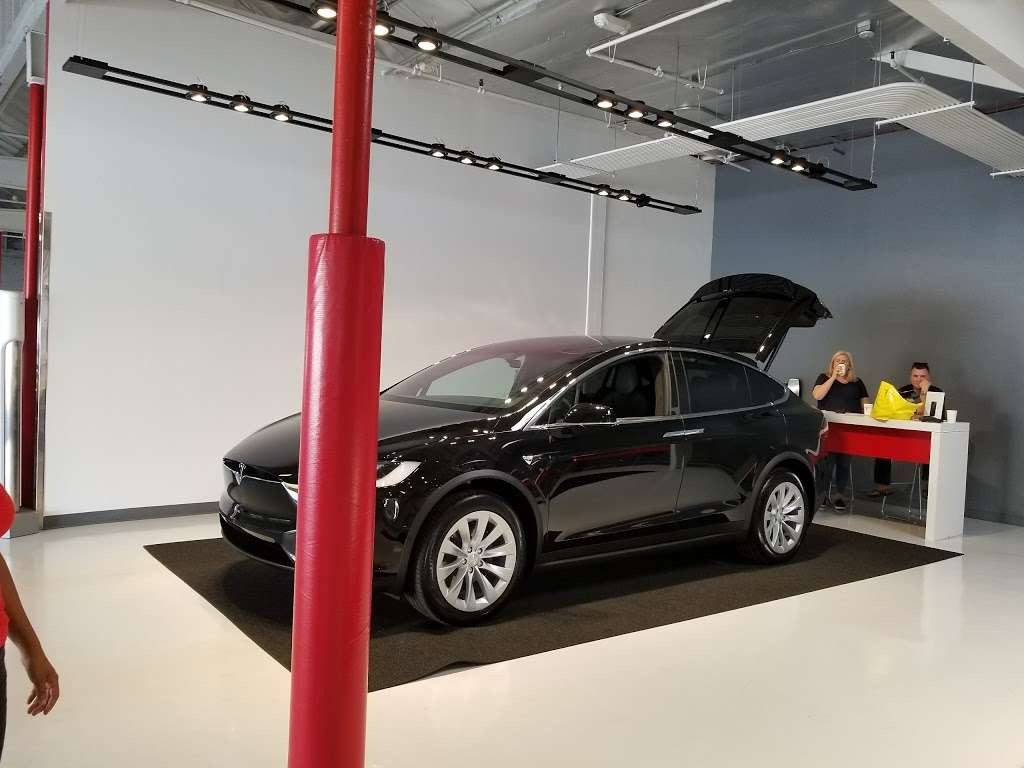 Tesla | 5840 W Centinela Ave, Los Angeles, CA 90045 | Phone: (310) 649-5463