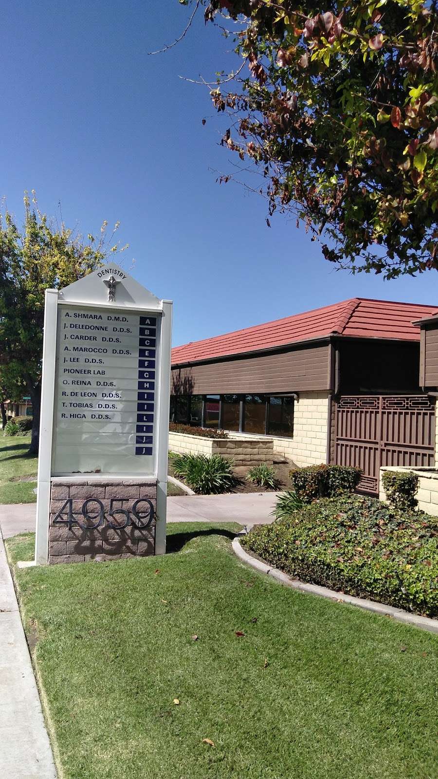 Denistry Building | 4959 Arlington Ave, Riverside, CA 92504, USA