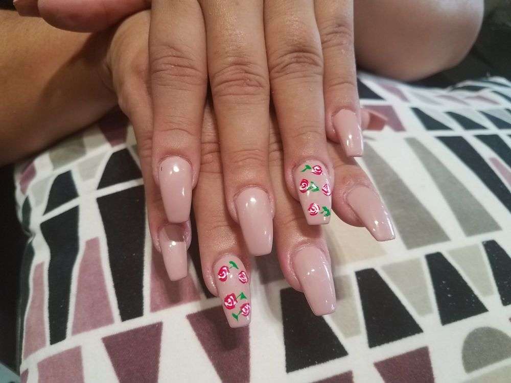 Mes Amies Nails & Beauty Lounge | 13334 Limonite Ave Suite 110, Eastvale, CA 92880 | Phone: (951) 220-7647