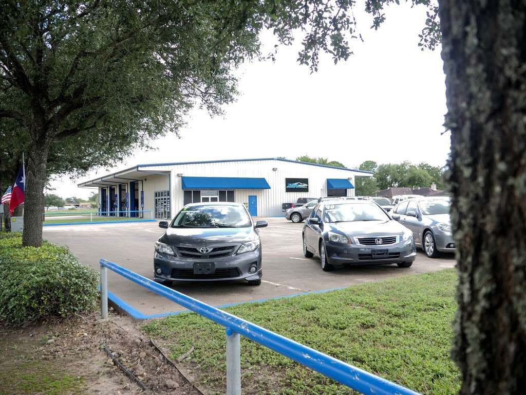 Zoom Away Auto Sales & Service Center | 9801 Clay Rd, Houston, TX 77080, USA | Phone: (832) 538-0289