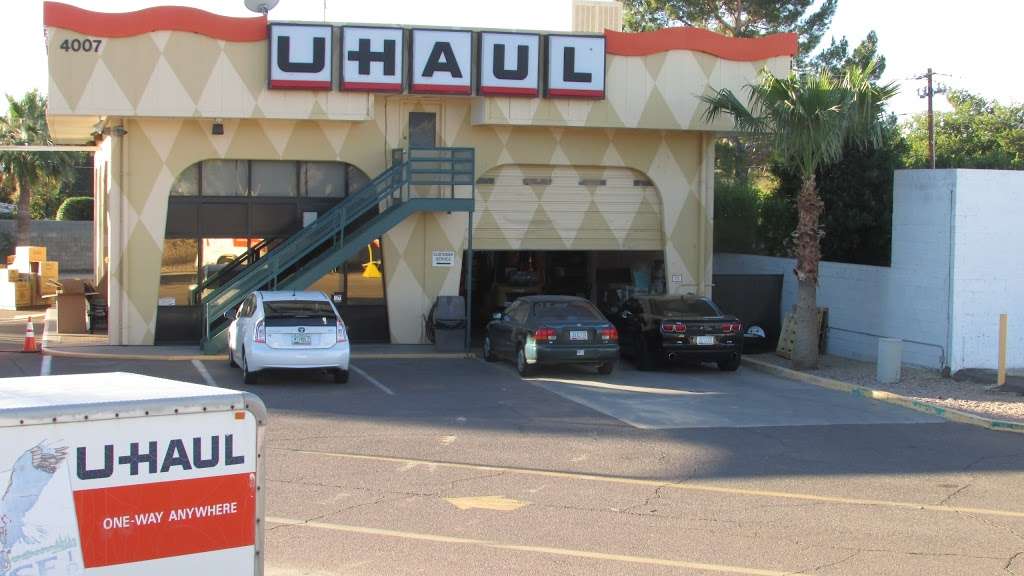 U-Haul of Arcadia | 4007 E Camelback Rd, Phoenix, AZ 85018, USA | Phone: (602) 840-5378