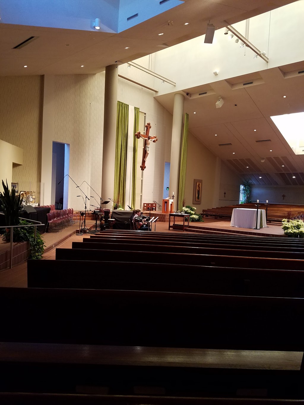 St Thomas Becket Catholic Church | 4455 S Robert Trail, Eagan, MN 55123 | Phone: (651) 683-9808