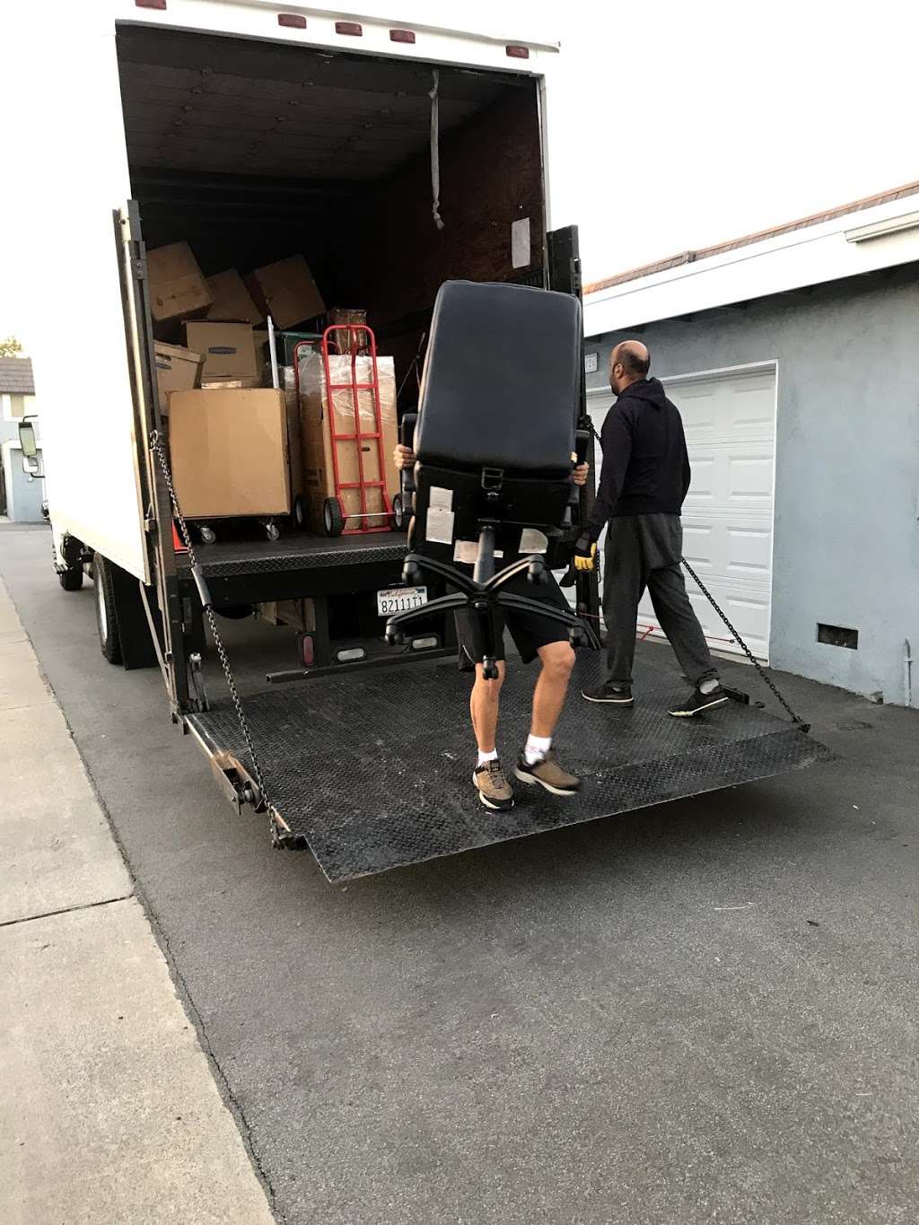 West Coast Movers Co. | 6120 Radford Ave #4, North Hollywood, CA 91606, USA | Phone: (844) 400-6767