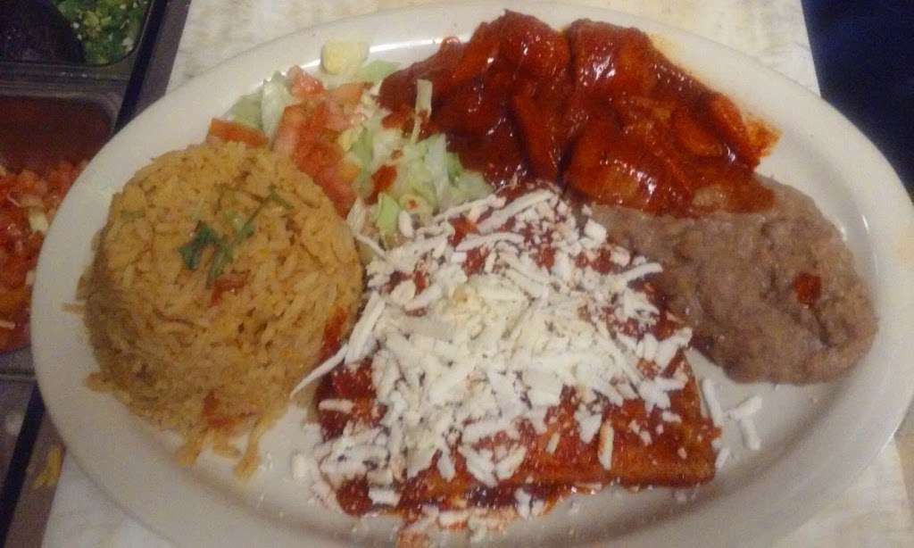 El Puesto Mexican Restaurant | 1504 Castroville Rd, San Antonio, TX 78237, USA | Phone: (210) 433-1901