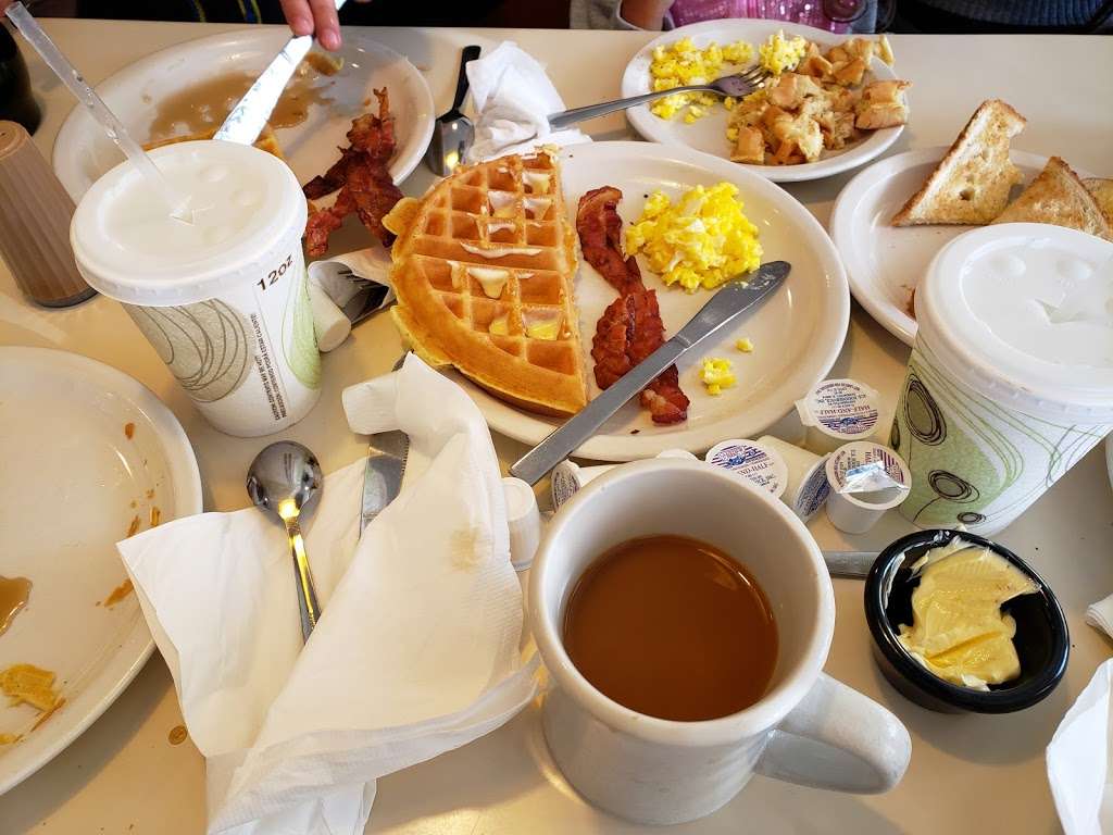 College Park Diner | 9206 Baltimore Ave, College Park, MD 20740, USA | Phone: (301) 441-8888