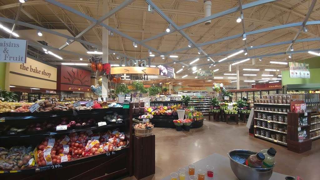 Big Y World Class Market | 25 Robert Dr, South Easton, MA 02375, USA | Phone: (508) 238-6305