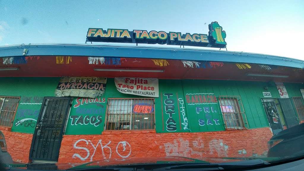 Fajita Taco Place | 1816 Thompson Pl, San Antonio, TX 78226, USA | Phone: (210) 432-8506