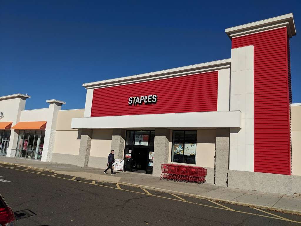 Staples | 654 Main Ave, Norwalk, CT 06851, USA | Phone: (203) 840-7431