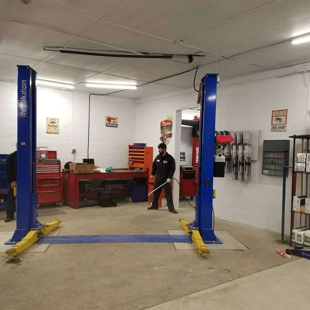 Osceola Garage Croton Falls Auto Center | 1 Center St, Croton Falls, NY 10519 | Phone: (914) 769-3206