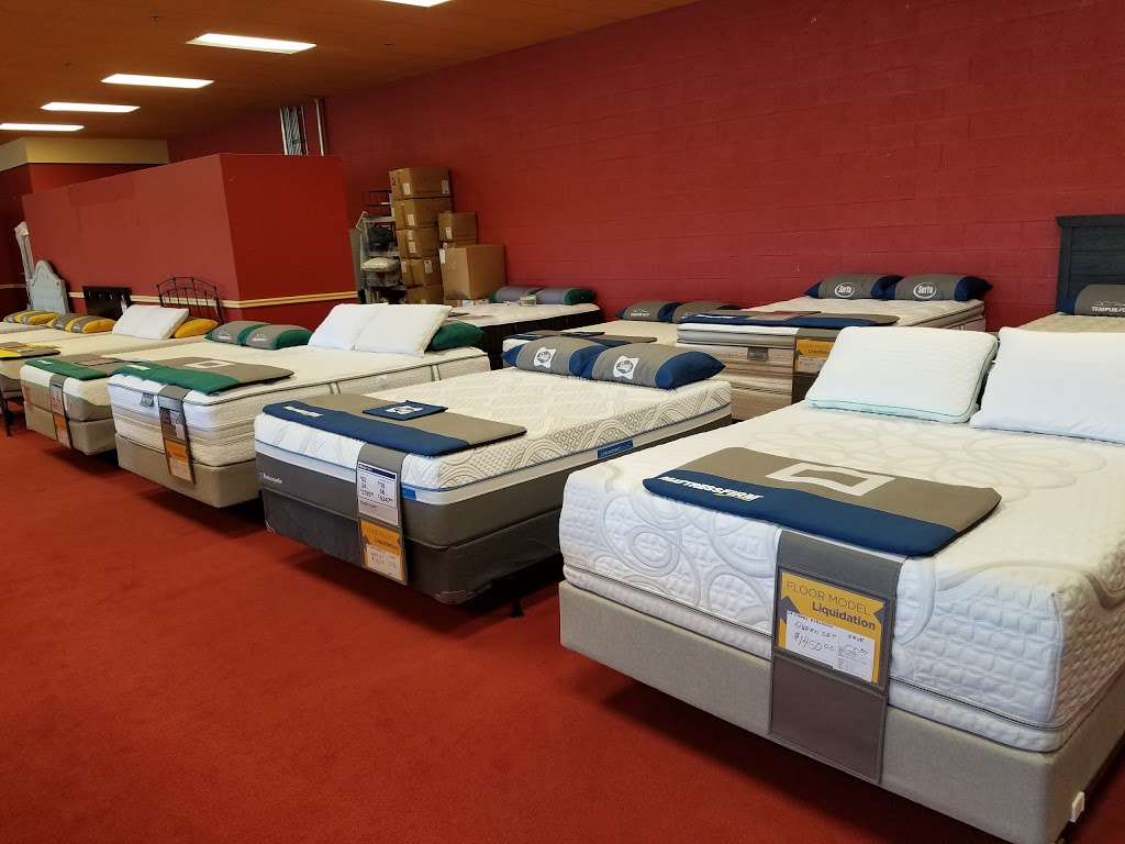 Mattress Firm Elverson | 246 Crossings Blvd, Elverson, PA 19520, USA | Phone: (610) 286-0071