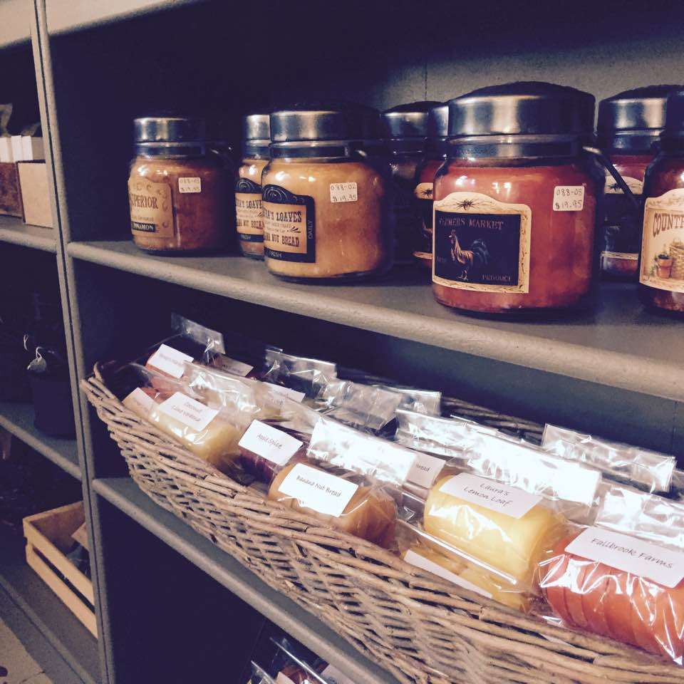 Slow Molasses Country Shoppe & Gifts | 2352 Mendon Rd #20, Cumberland, RI 02864, USA | Phone: (401) 333-3777