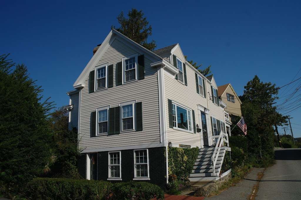 Harborside House | 23 Gregory St, Marblehead, MA 01945, USA | Phone: (781) 631-1032