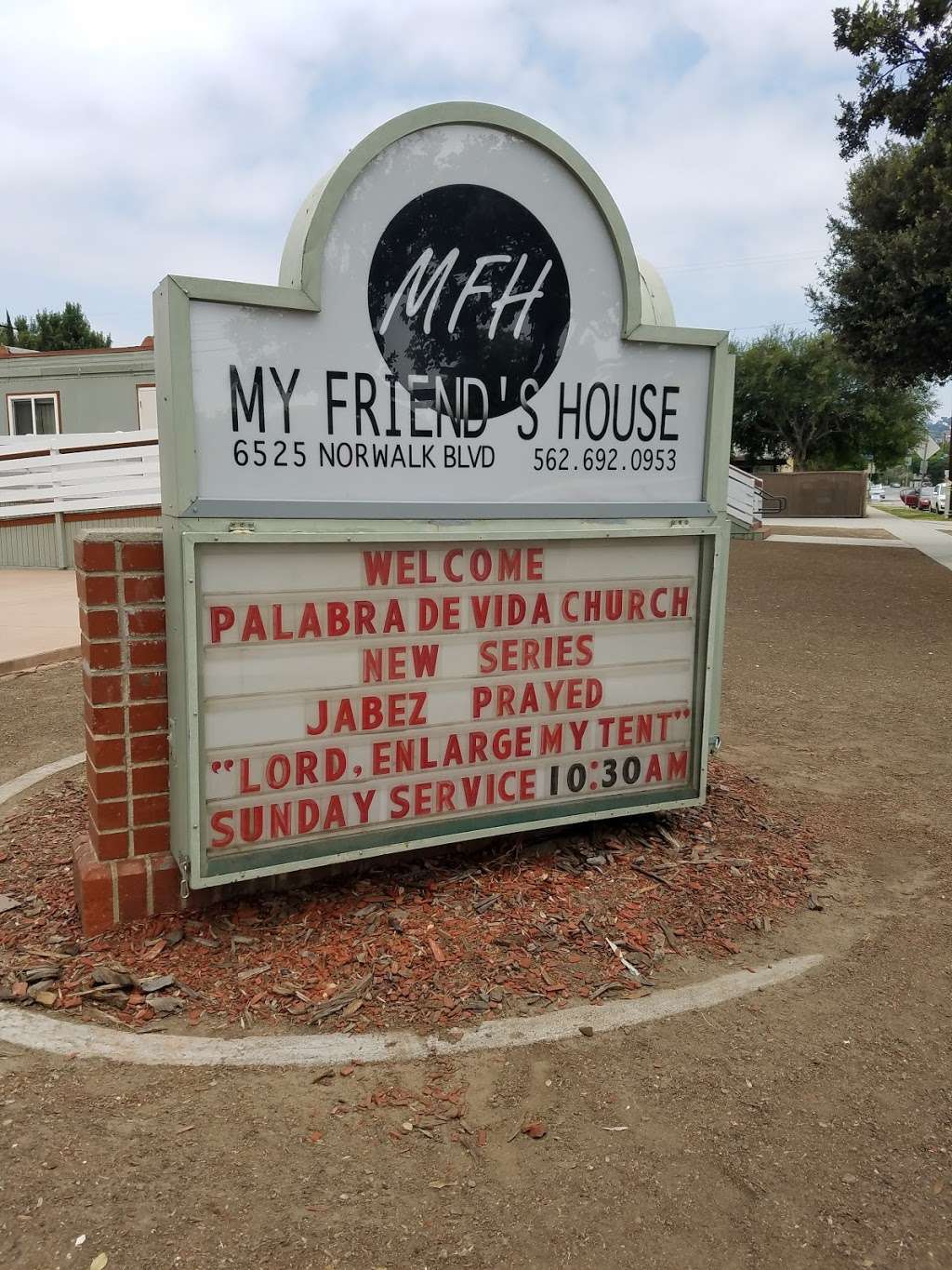 Iglesia Pentecostal Unida Palabra de Vida | 6525 Norwalk Blvd, Whittier, CA 90606, USA
