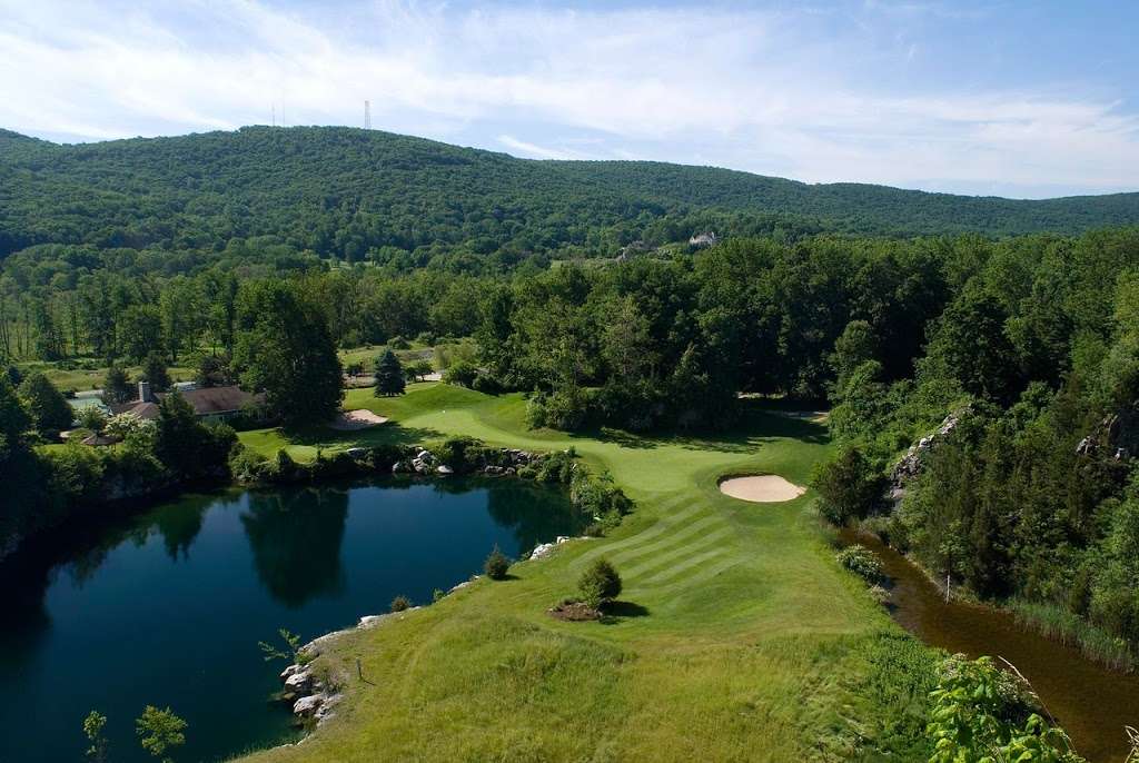 Mountain Resort Properties | 50 Sugar Maple Ln, Hamburg, NJ 07419, USA | Phone: (973) 827-6767