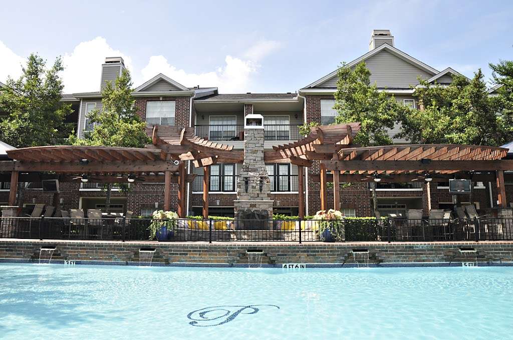 The Grand on Memorial Apartments | 15135 Memorial Dr, Houston, TX 77079, USA | Phone: (281) 493-9292