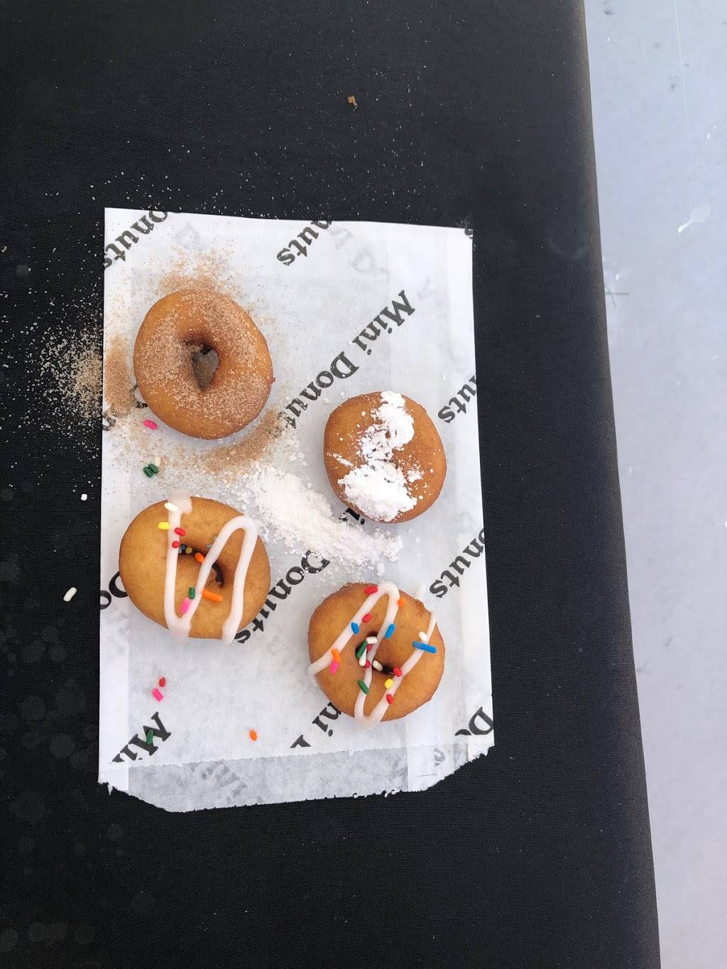 Tasty Mini Donuts | 2412 NW 19th St, Fort Lauderdale, FL 33311, USA | Phone: (305) 414-9856