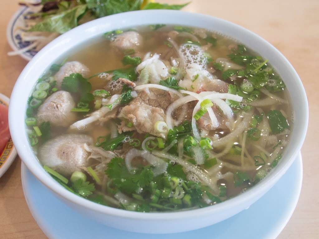 Pho Nguyen Restaurant | 275 W Calaveras Blvd, Milpitas, CA 95035, USA | Phone: (408) 945-5909