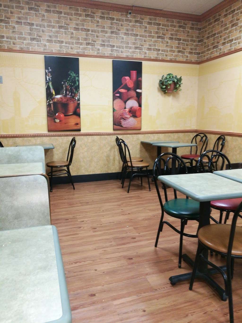 Subway Restaurants | 333 Main St, Tewksbury, MA 01876, USA | Phone: (978) 640-1152