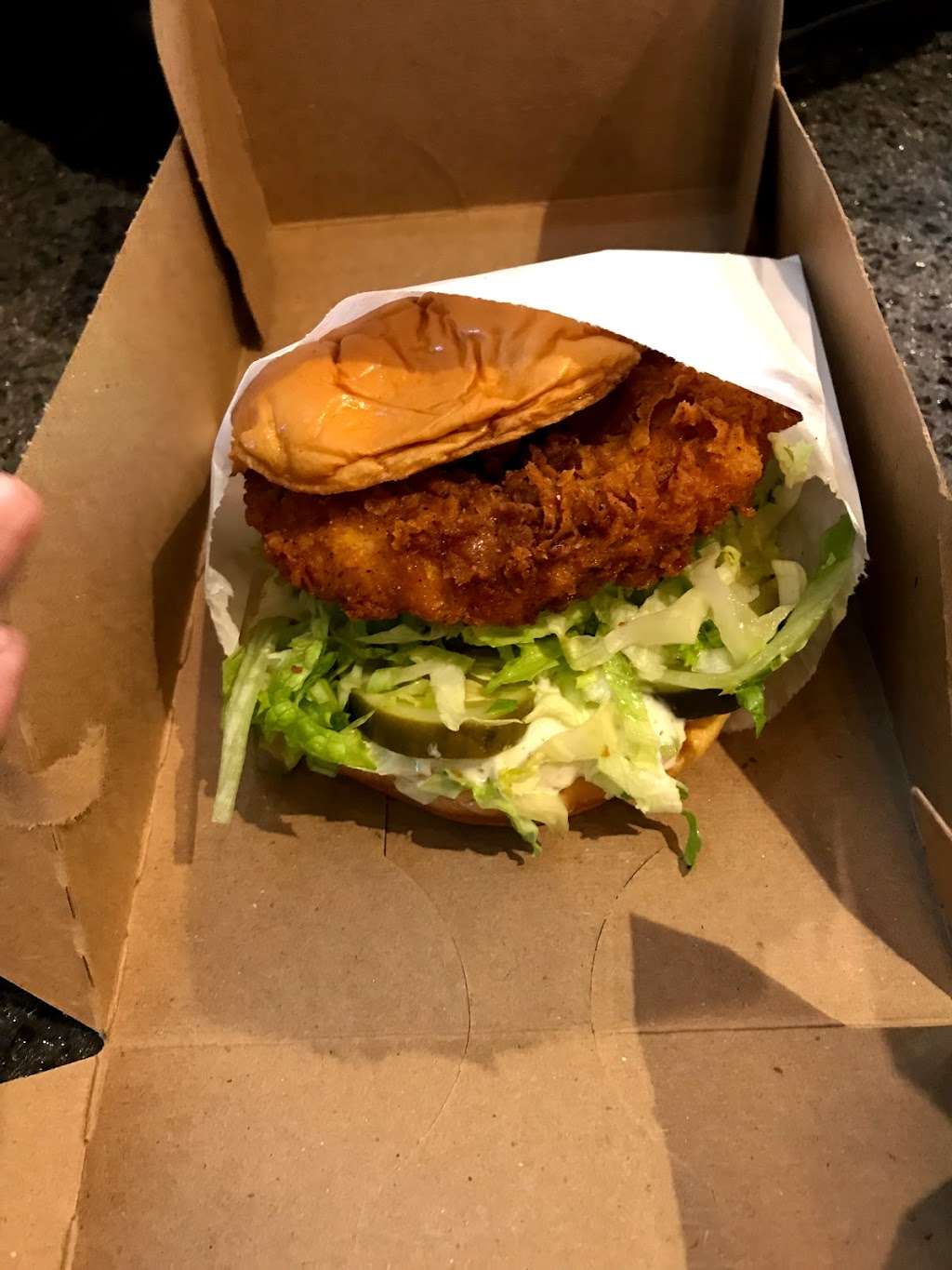 Shake Shack | Phoenix Sky Harbor International Airport (PHX), Terminal 3, 3400 E Sky Harbor Blvd, Phoenix, AZ 85034, USA