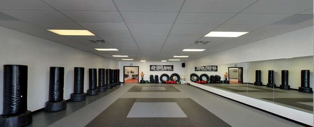 Colorado Krav Maga Littleton Self Defense & Fitness | 207 W County Line Rd, Littleton, CO 80129 | Phone: (720) 949-3180