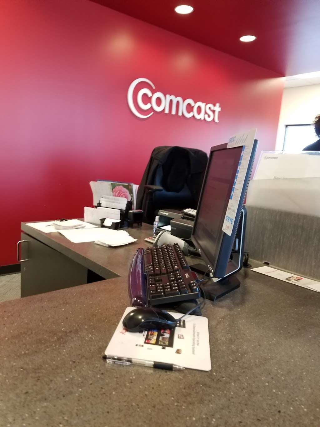 Comcast Service Center | 13492 E 131st St, Fishers, IN 46037, USA | Phone: (800) 934-6489
