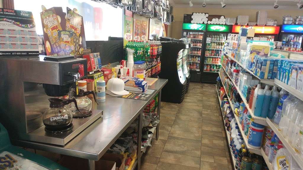 Familia Mini Market | 9237, 271 Fort Smith Blvd, Deltona, FL 32738 | Phone: (321) 363-0260