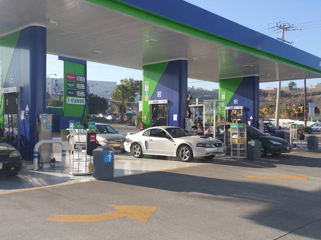 Gasolinera ASB | 22125, Blvd. Diaz Ordaz 13, Lomas de la Presa, Tijuana, B.C., Mexico | Phone: 664 345 8178