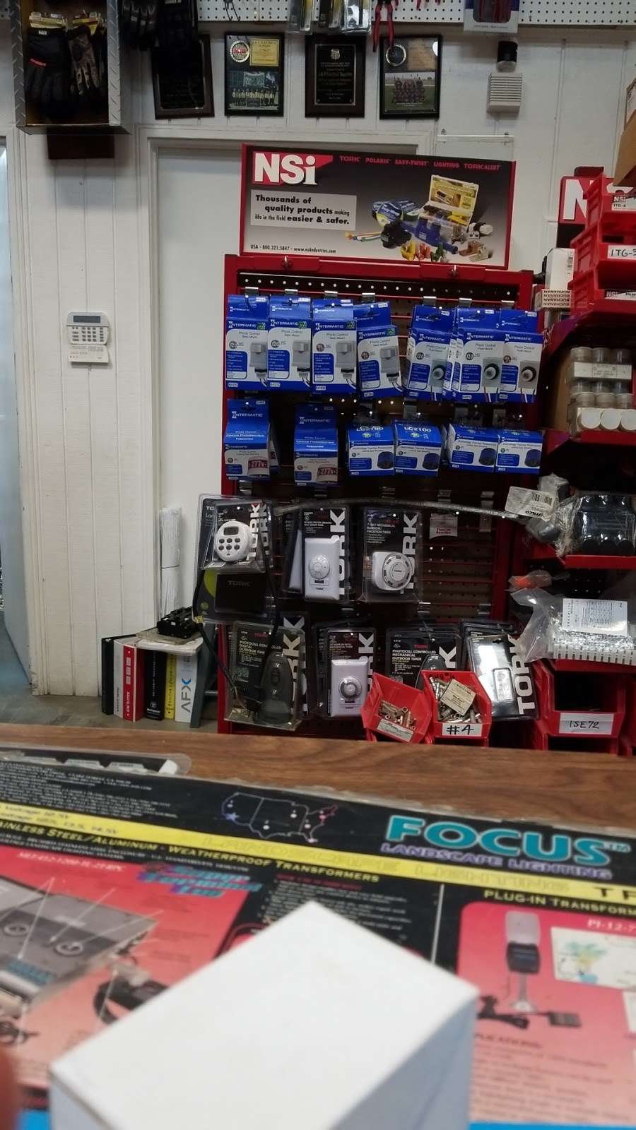 J & A Electrical Supplies 10620 Cedar Ave, Bloomington, CA 92316, USA