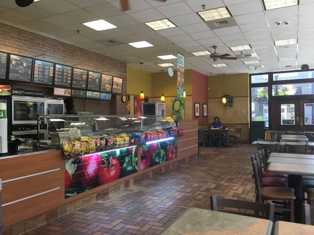 Subway | 530 Church St Suite 100, Nashville, TN 37219, USA | Phone: (615) 256-6138