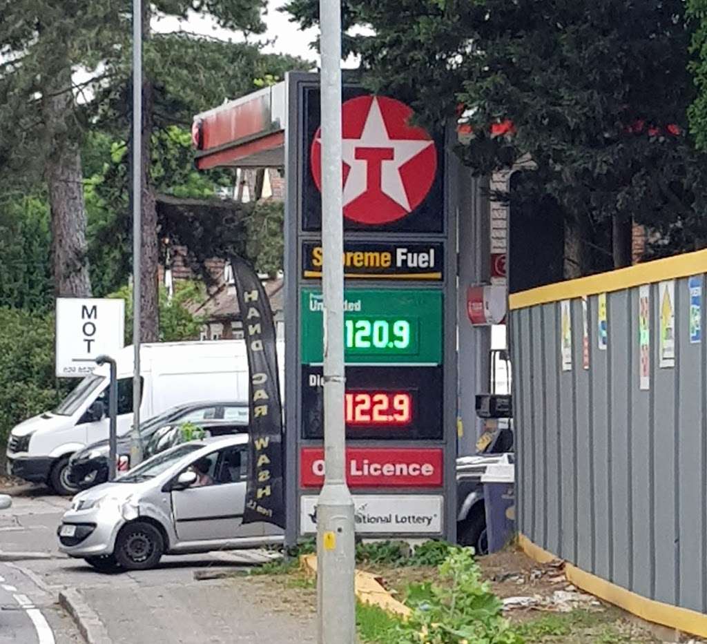 Texaco | London, Waltham Abbey, London E4 7RF, UK