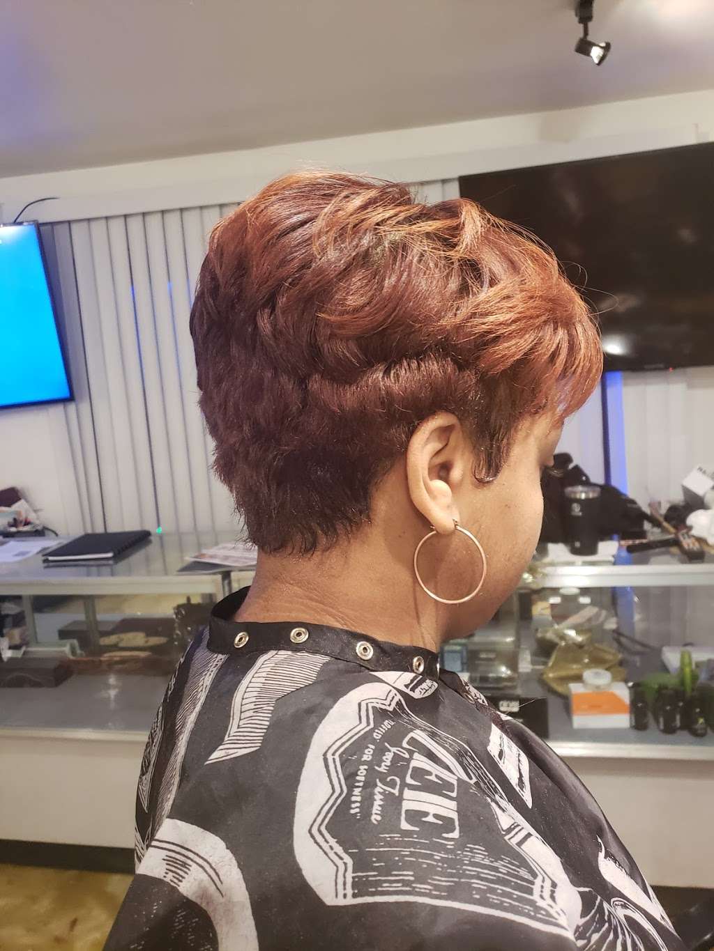 Leebee Dominican hair salon | 540&544, Sterling Rd #196, Tobyhanna, PA 18466 | Phone: (570) 994-3936