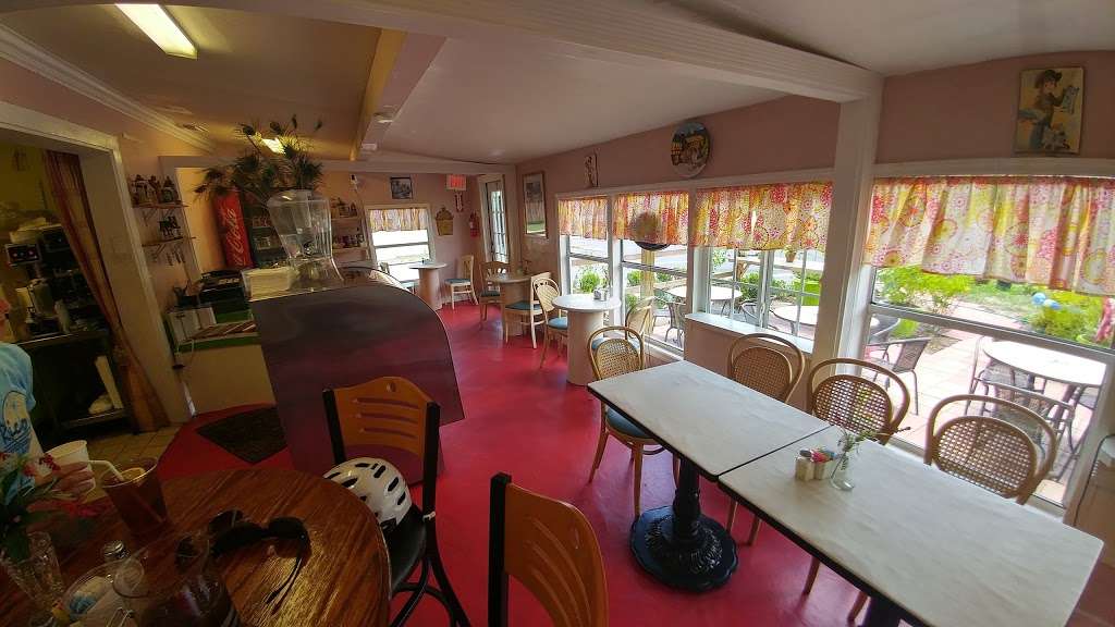 Twin Brothers Coffee and Bakery | 4676 FL-15, De Leon Springs, FL 32130, USA | Phone: (386) 985-5535