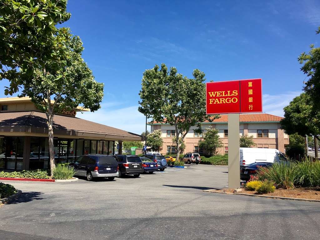 Wells Fargo Bank | 46973 Warm Springs Blvd, Fremont, CA 94539, USA | Phone: (510) 490-2731